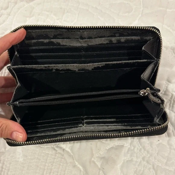 Coach Wallet - Picture 6 of 9